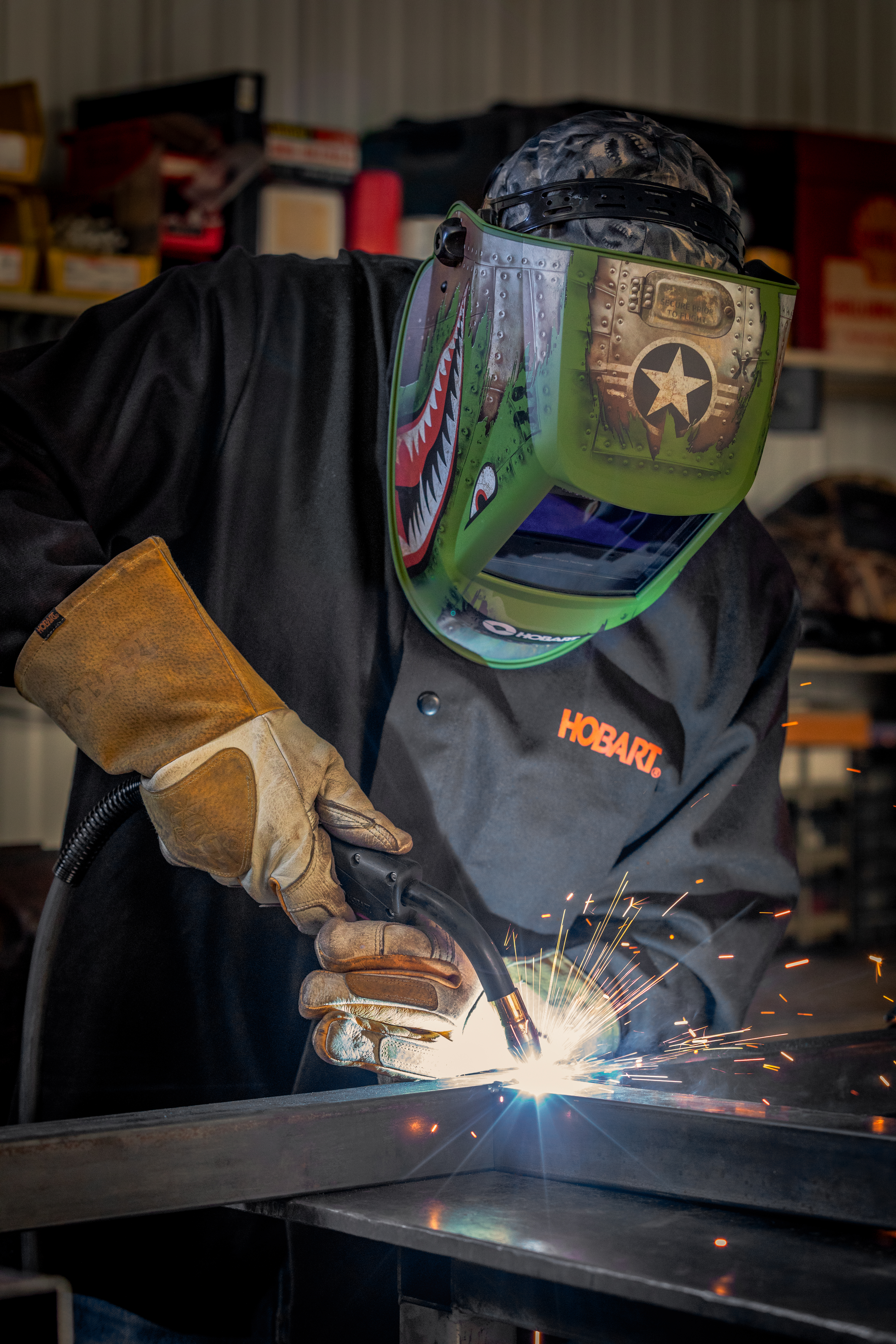 Handler® 140EZ MIG Welder | HobartWelders