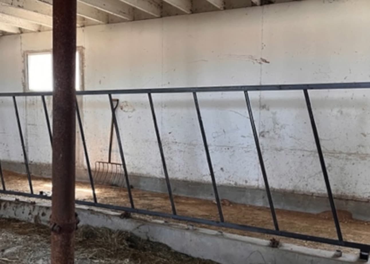 Feed Panel