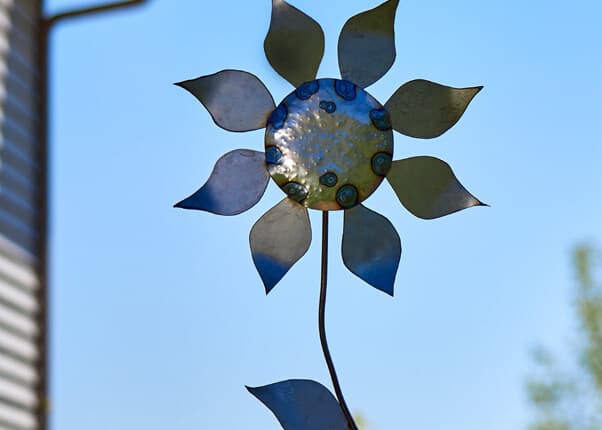 Sunflower Yard Art Project Guide